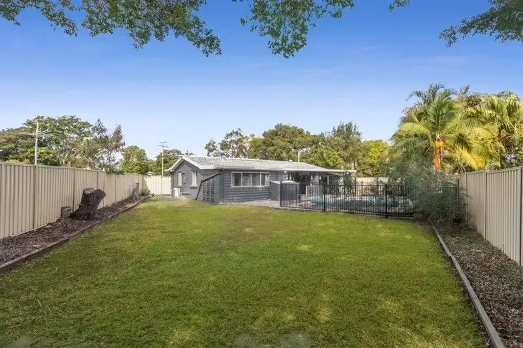 Strathpine 4 Slaapkamer FAMILY HOME - CLOSE TO SCHOOLS