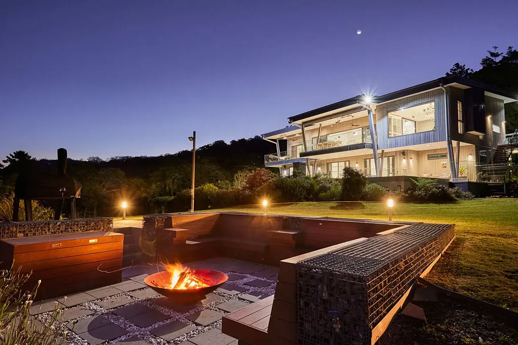Tamborine Mountain 5房  Coastline Majesty Meets Hinterland Calm.  A Residence Sculpted by Nature, Elevated Luxury