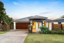 5 Hookes Tce, Springfield Lakes