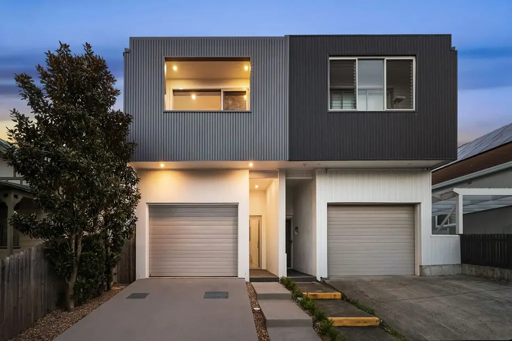 Botany 5Kwarto Stylish Contemporary Home Bathed in Northerly Rear Sun