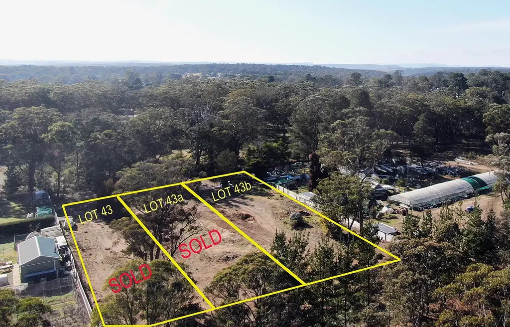 Wingello 1 block left!! : Great location! Be quick