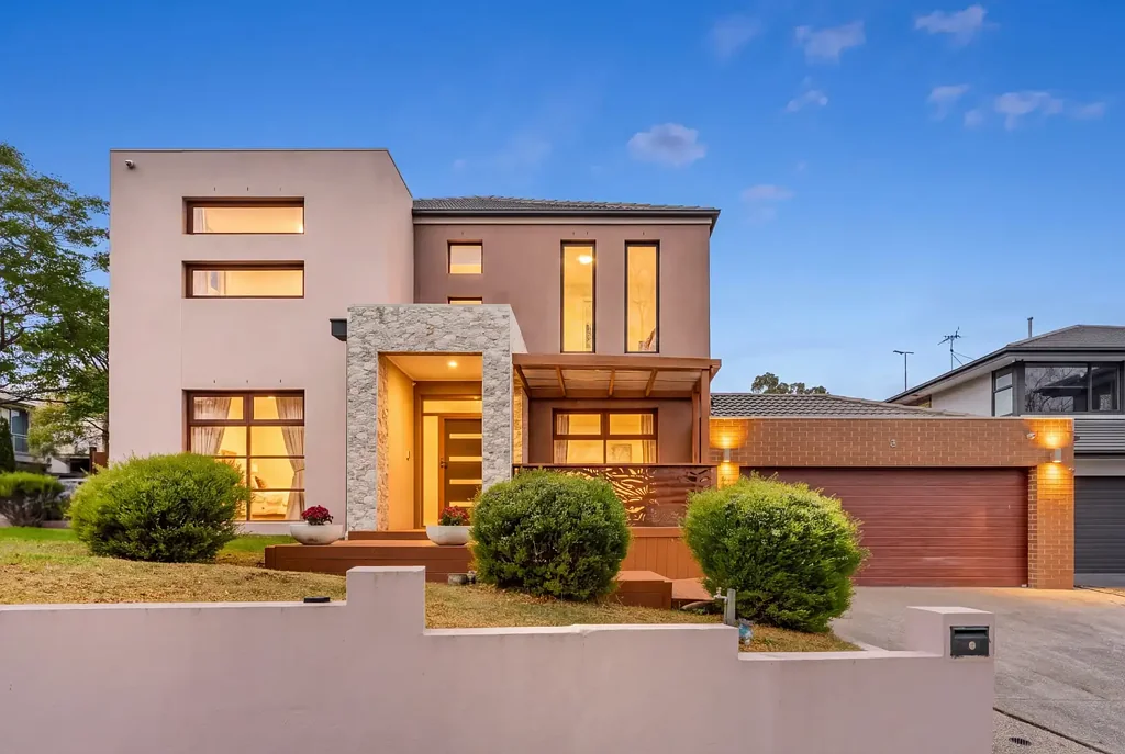 Caroline Springs 5Kwarto Proudly Presented by Ray White West Realty!