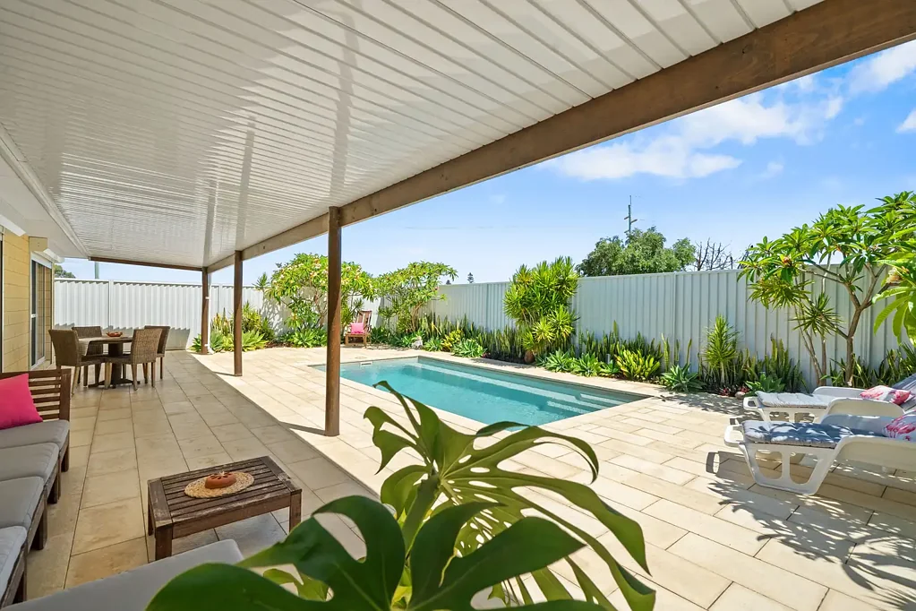 9 Ledgard Street, Rockingham, WA 6168