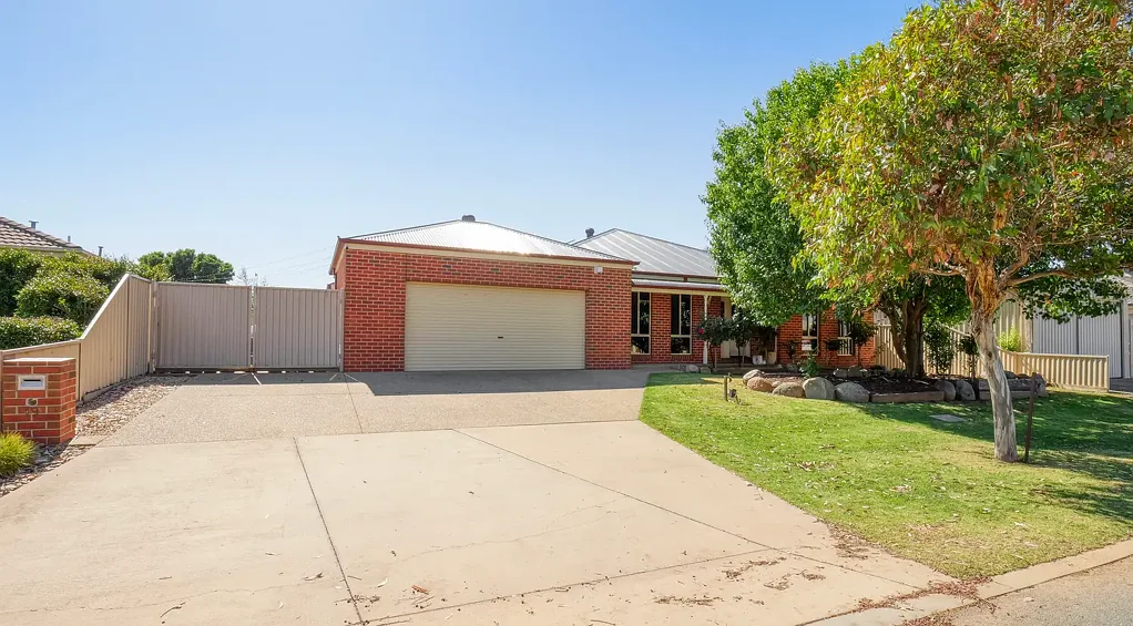 19 Brambuck Avenue, Kialla, VIC 3631
