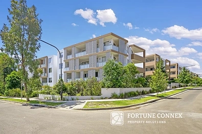 Rouse Hill 2Moenga 2 Bedroom + Windowed Study | Plenty of Natural Light & Privacy