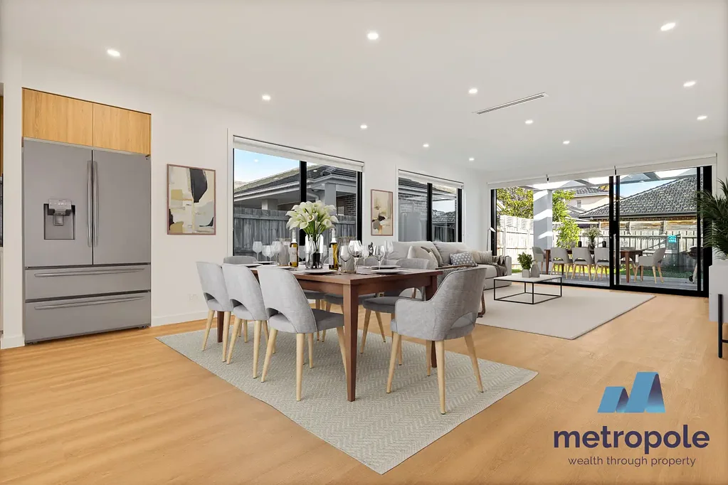 BRAND NEW LUXURY HOME A SHORT WALK TO MCKINNON PRIMARY AND SECONDARY SCHOOLS