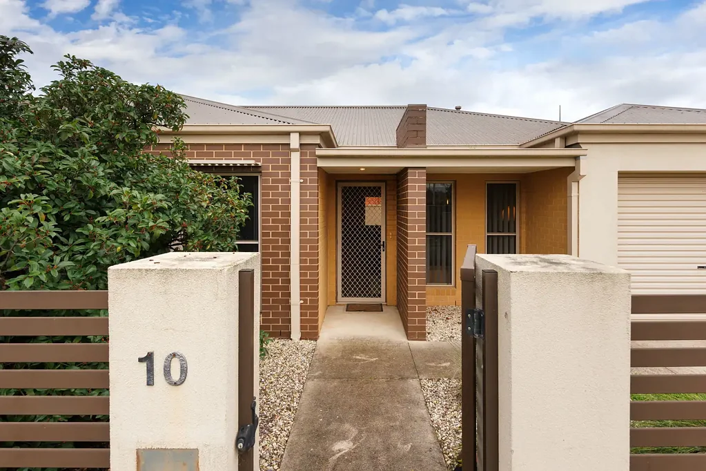 10 Ethel Lane, Wodonga, VIC 3690, 2 phòng ngủ, 1 phòng tắm, Townhouse