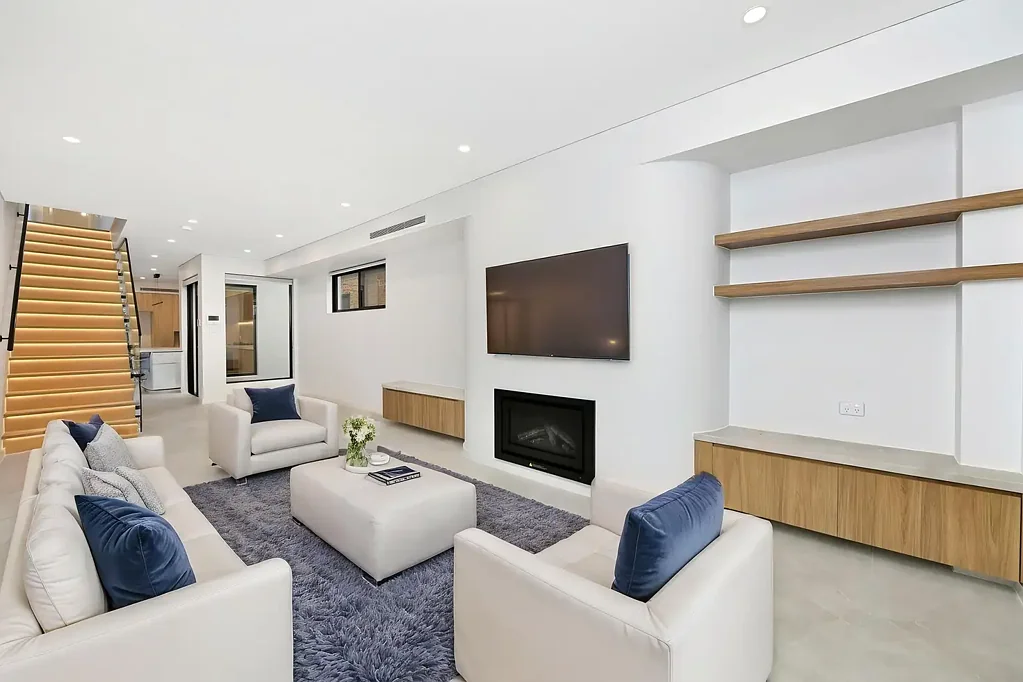 Brand New Executive Duplex
