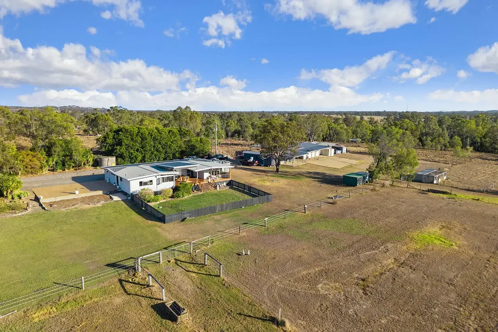 Alton Downs 4房  Exceptional River Acreage with Outstanding Equine & Lifestyle Infrastructure