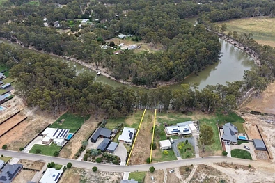 Barham Murray River Frontage - 1,465 m² Vacant Land, Barham