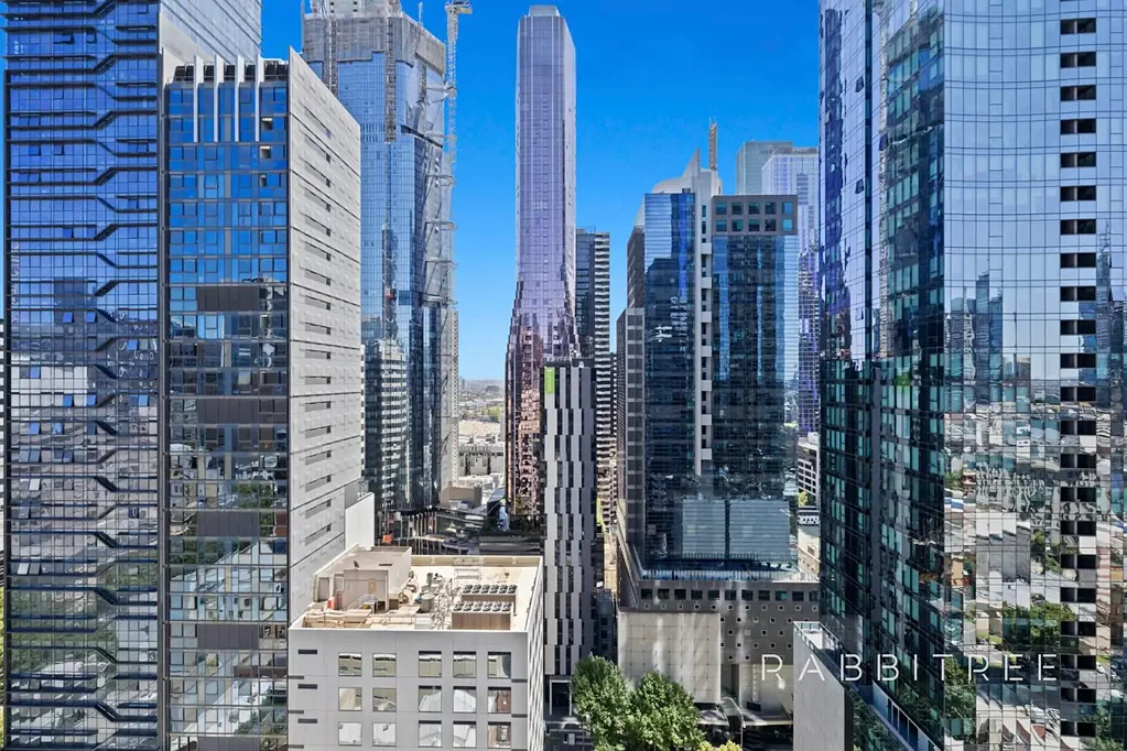 Stylish and Spacious Apartment in the Heart of Melbourne - Furnished