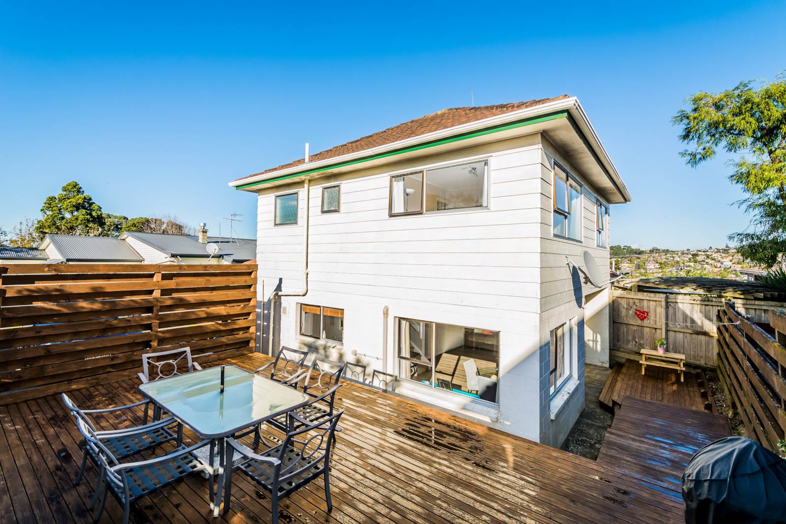 2/573 Beach Road, Murrays Bay, Auckland - North Shore, 3 chambres, 1 salles de bain