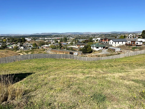 Balclutha  Oregon Place Section with Views