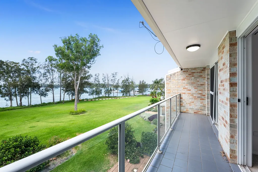 Waterfront Reserve Townhouse