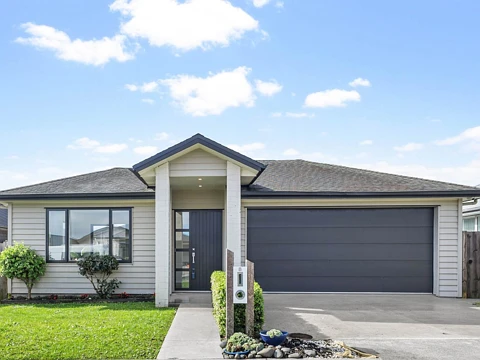 Pukekohe 4房  Easy Family Living in a Prime Location