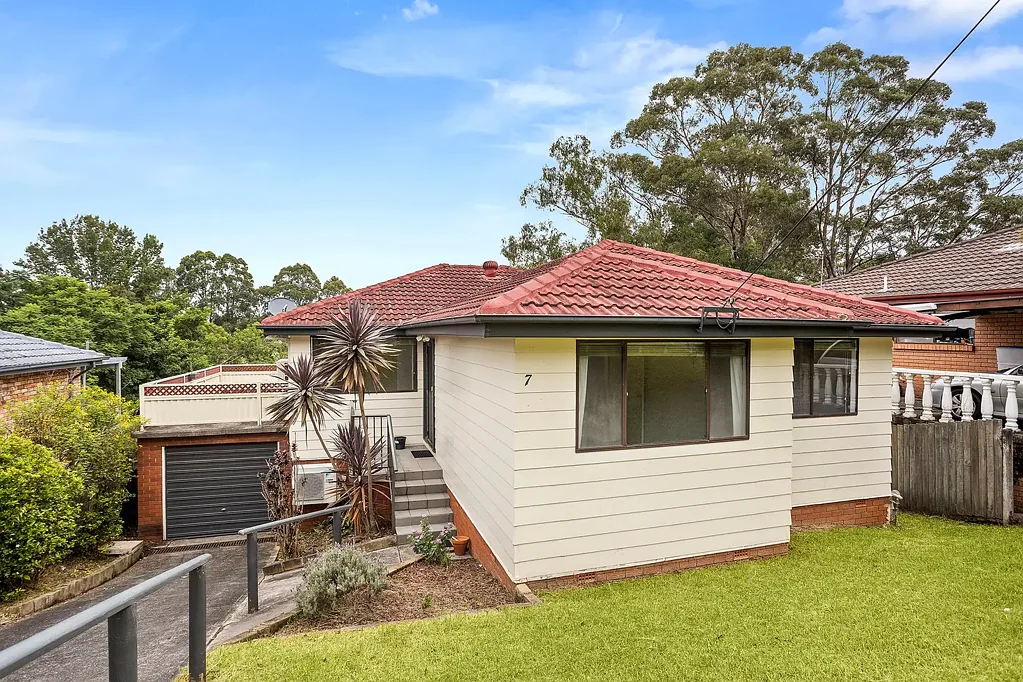 7 Bruce Street, Unanderra, NSW 2526