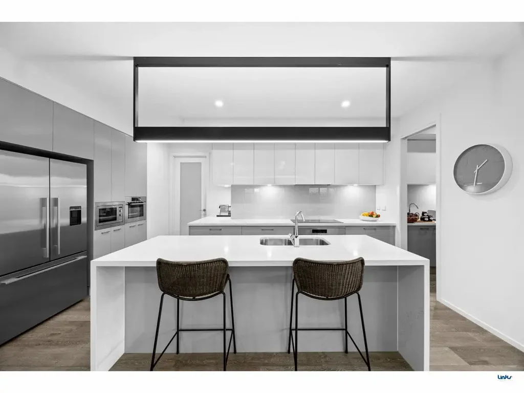 6 Wiyn Avenue, Torquay, VIC 3228