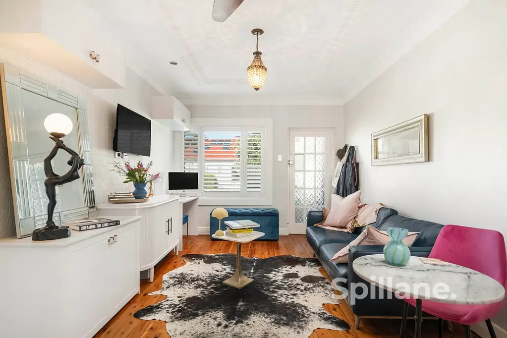 Cooks Hill 2 Bedroom Coastal Living Meets Inner-City Convenience