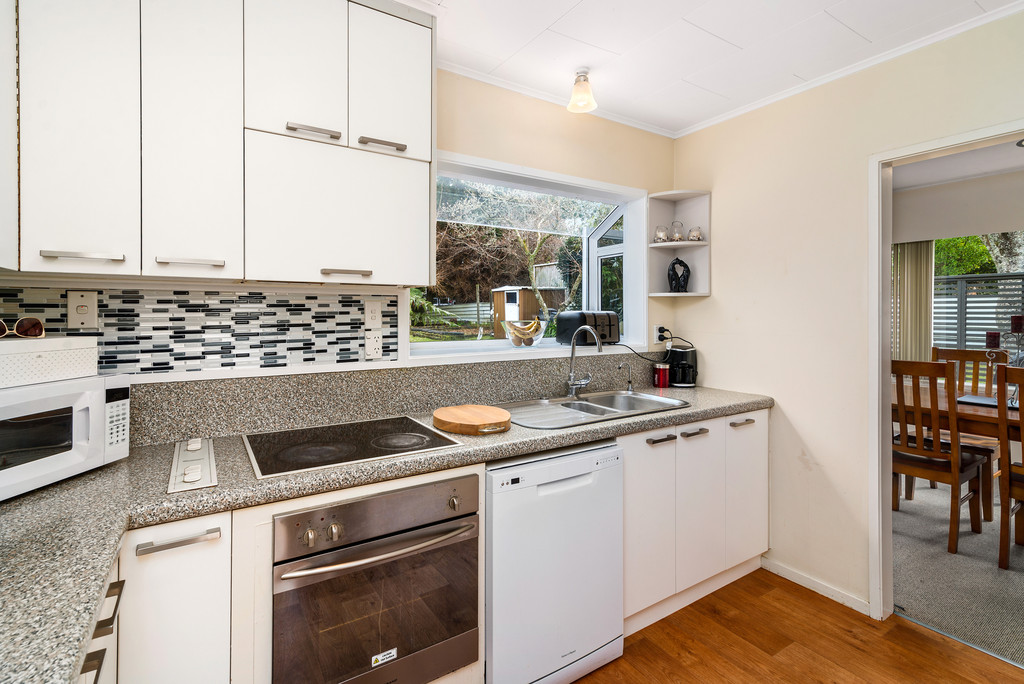 40 Mountain Road, Western Heights, Rotorua, 4 phòng ngủ, 1 phòng tắm