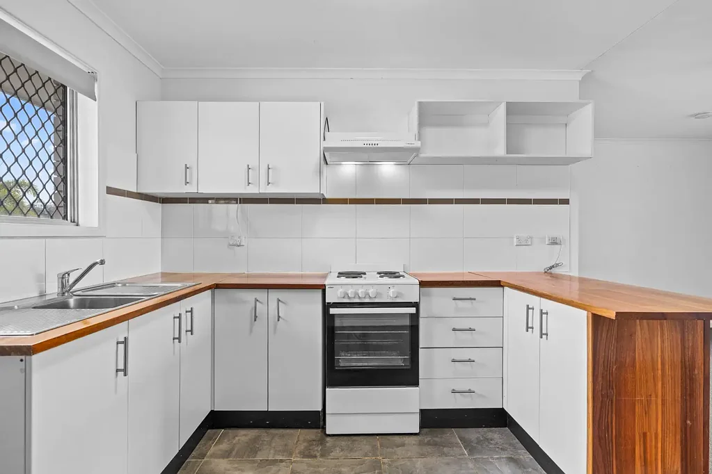 Relaxed Coastal Lifestyle in a Quiet Mooloolaba Complex