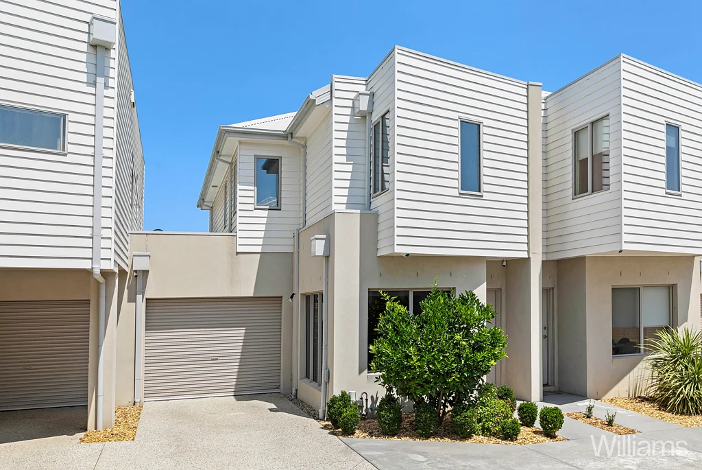 3/11 Basil Street, Newport, VIC 3015