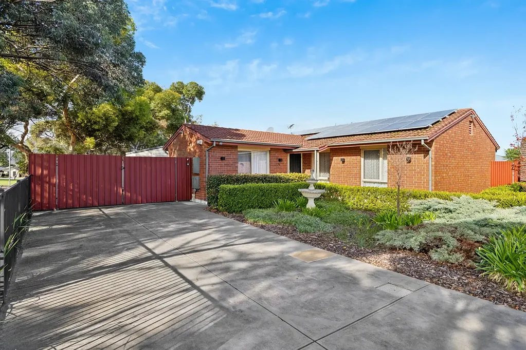 Gilles Plains 3房  Modern Family Living in a Quiet Cul-De-Sac Location