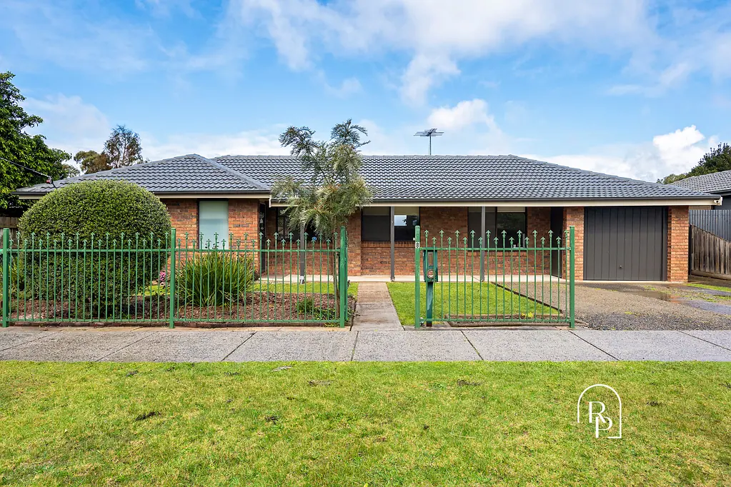 8 Phillip Court, Hastings, VIC 3915