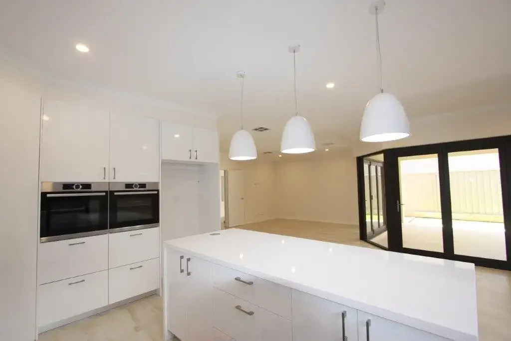 Stunning & expansive two storey executive home - built in 2017!