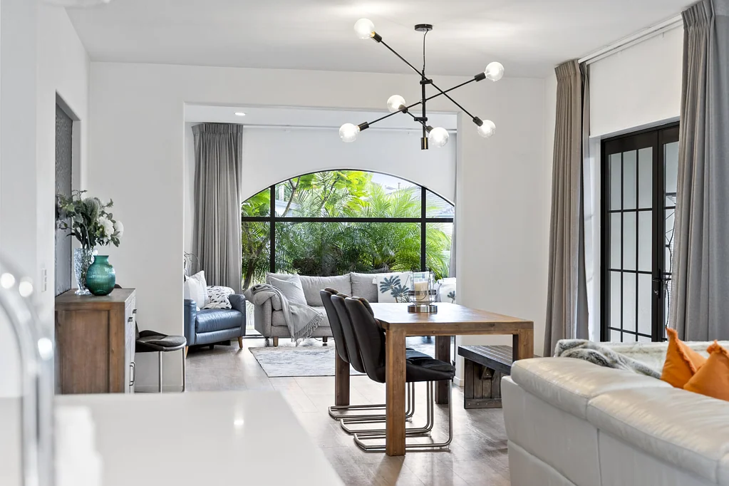 Beachlands 5침실 Coastal Family Living Without Compromise