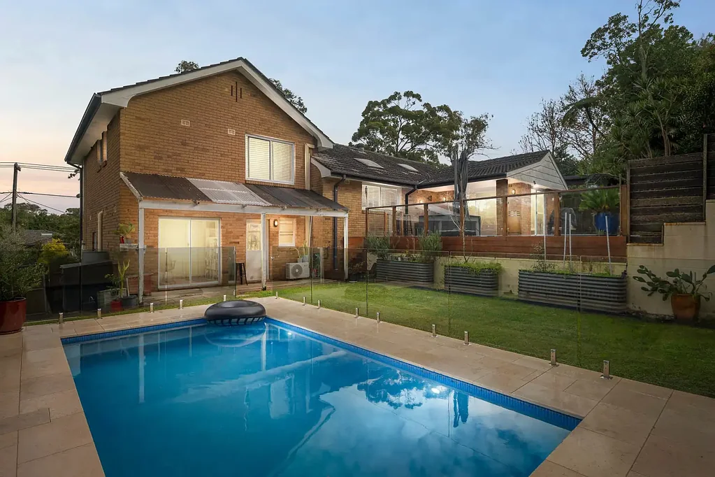 Belrose 4 Slaapkamer Spacious, practical & perfect for entertaining