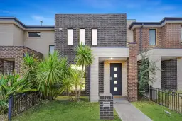 32 Botanic Drive, Clayton South