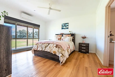 62 Wimpole Road, Bonniefield, WA 6525, 5 chambres, 2 salles de bain, House