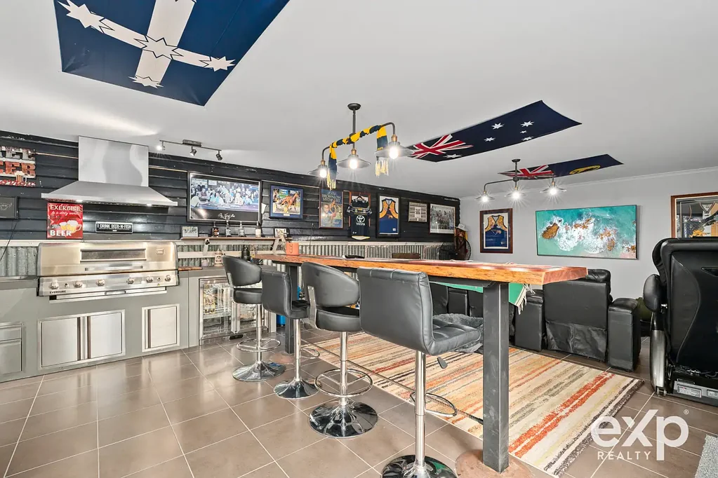 2 Carey Street, Bridgetown, WA 6255