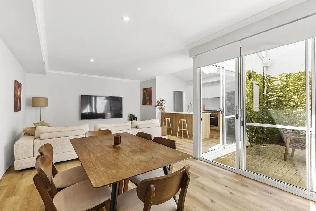 Wembley 3कमरा Modern Townhouse in Lifestyle Location