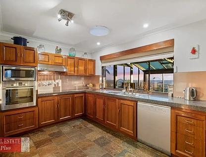 11 Narran Place, Swan View, WA 6056, 4 ਕਮਰੇ, 2 ਬਾਥਰੂਮ, House