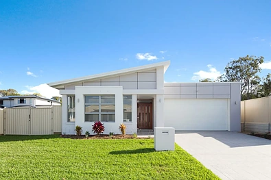 Ormiston 4 Bedroom Beautifully Designed Executive Low Set home in Ormiston
