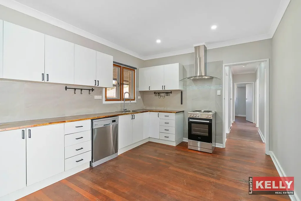 6 Wallace Street, Belmont, WA 6104