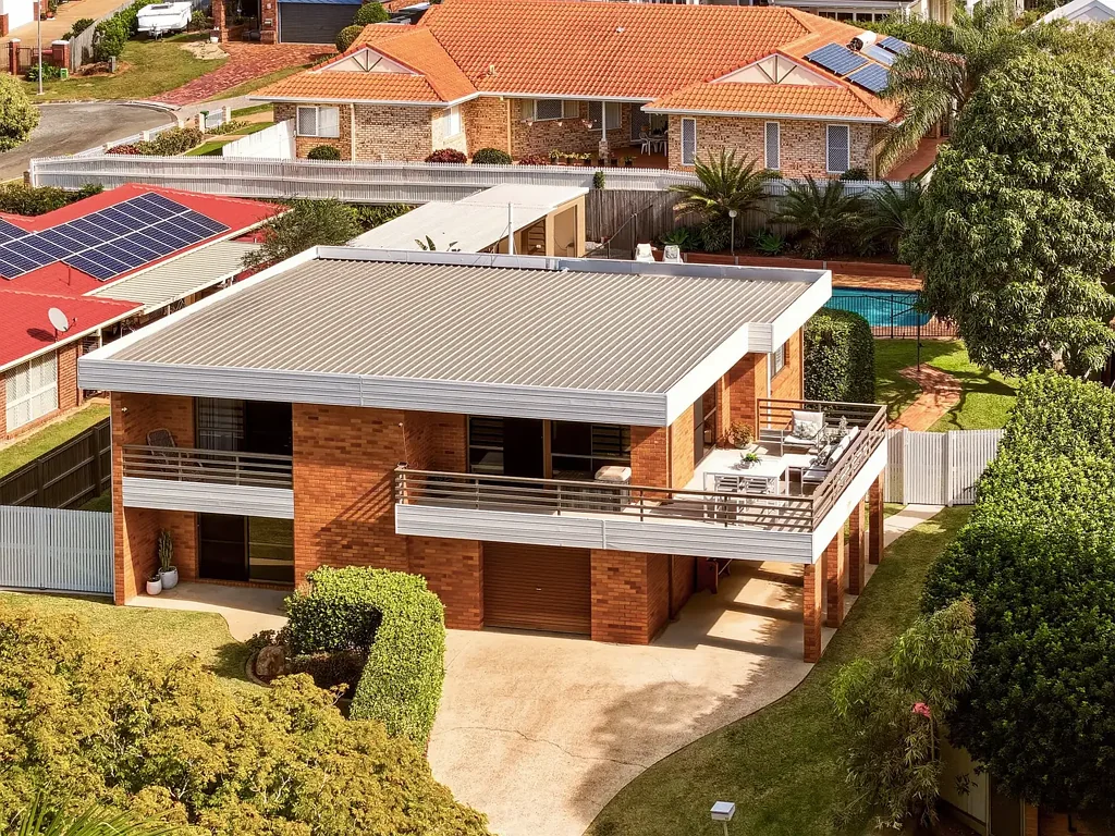 Bridgeman Downs 4غرفة نوم Offering an enviable lifestyle today and opportunities for tomorrow...