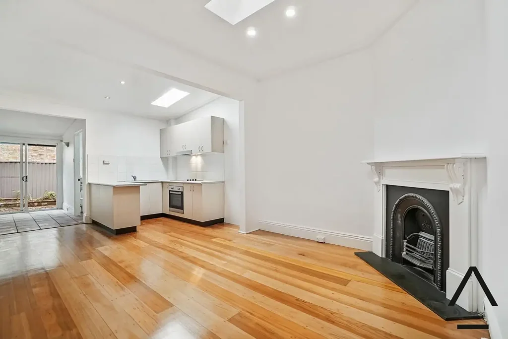 Two-Bedroom House in the Heart of Newtown