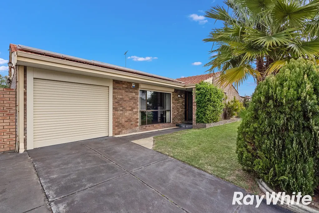 28 Denham Street, Dudley Park, WA 6210