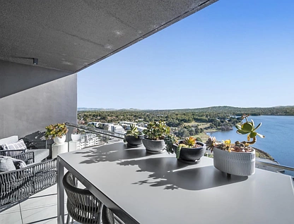 1704/161 Emu Bank, Belconnen, Belconnen District, 2房, 2浴, Apartment
