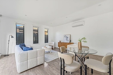 72 Dawnview Crescent, Roxburgh Park, VIC 3064, 3房, 2浴, House