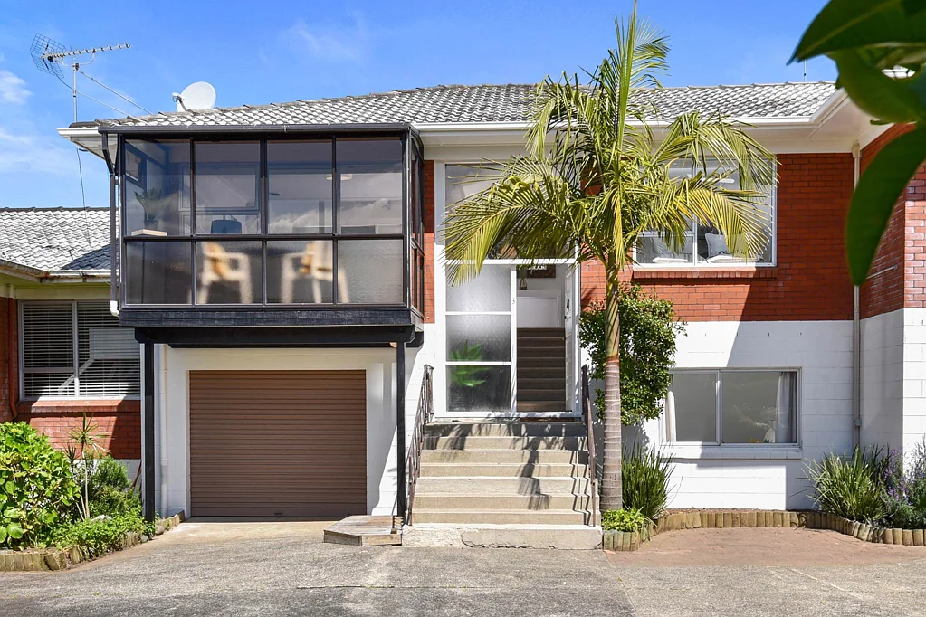 Devonport 3Zimmer Beachside Bliss at 3/1 Rata Road, Devonport