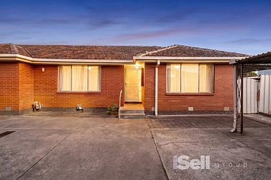Springvale 2房 Springvale中心位置 便利生活设施 步行可达商圈学校 低维护庭院 管道供暖舒适 ULTIMATE EASE AND EVERYDAY CONVENIENCE