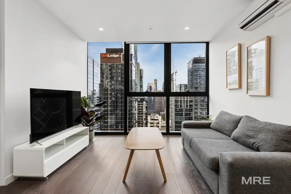 Melbourne 1 Bedroom Stylish Inner-City Apartment with Premium Amenities