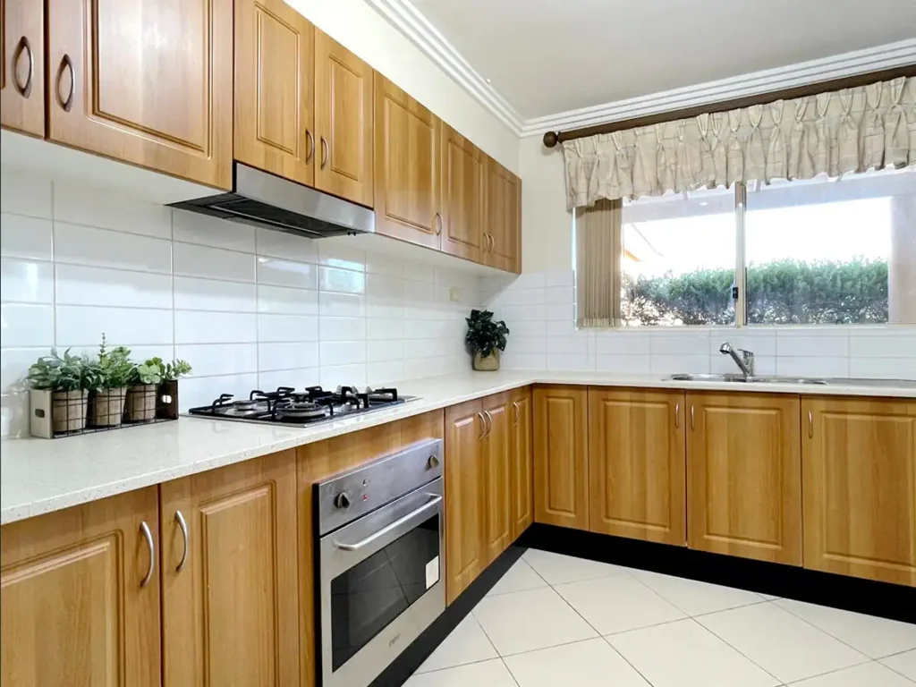 Modern 3-Bedroom Apartment in Prime Castle Hill Location