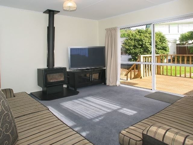 25 Rangituhi Crescent, Takapuwahia, Porirua, 3 غرف, 0 حمامات