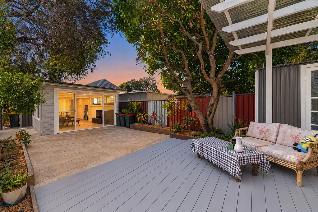 Granville 3Zimmer A Dream Location Packed With Potential