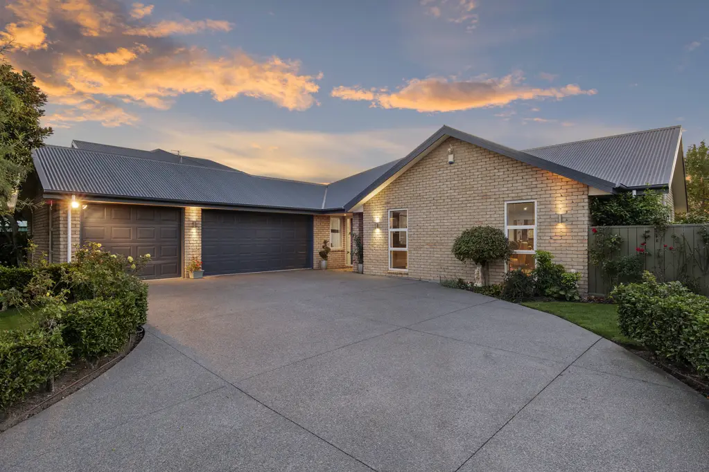 Halswell 4 Bedroom Space, comfort and serious motivation