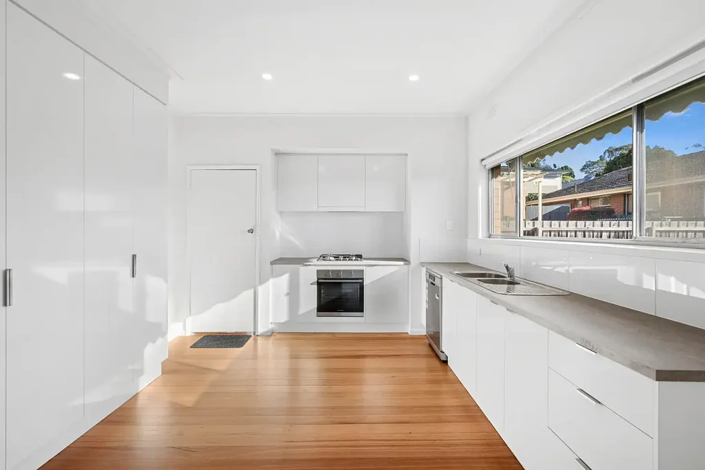 Stylish Living in a Prime Highton Pocket